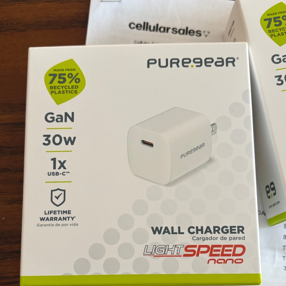 White GaN 30W USB-C Wall Charger